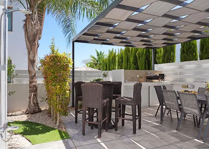 Levandini * Protaras