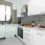 וילה Levandini